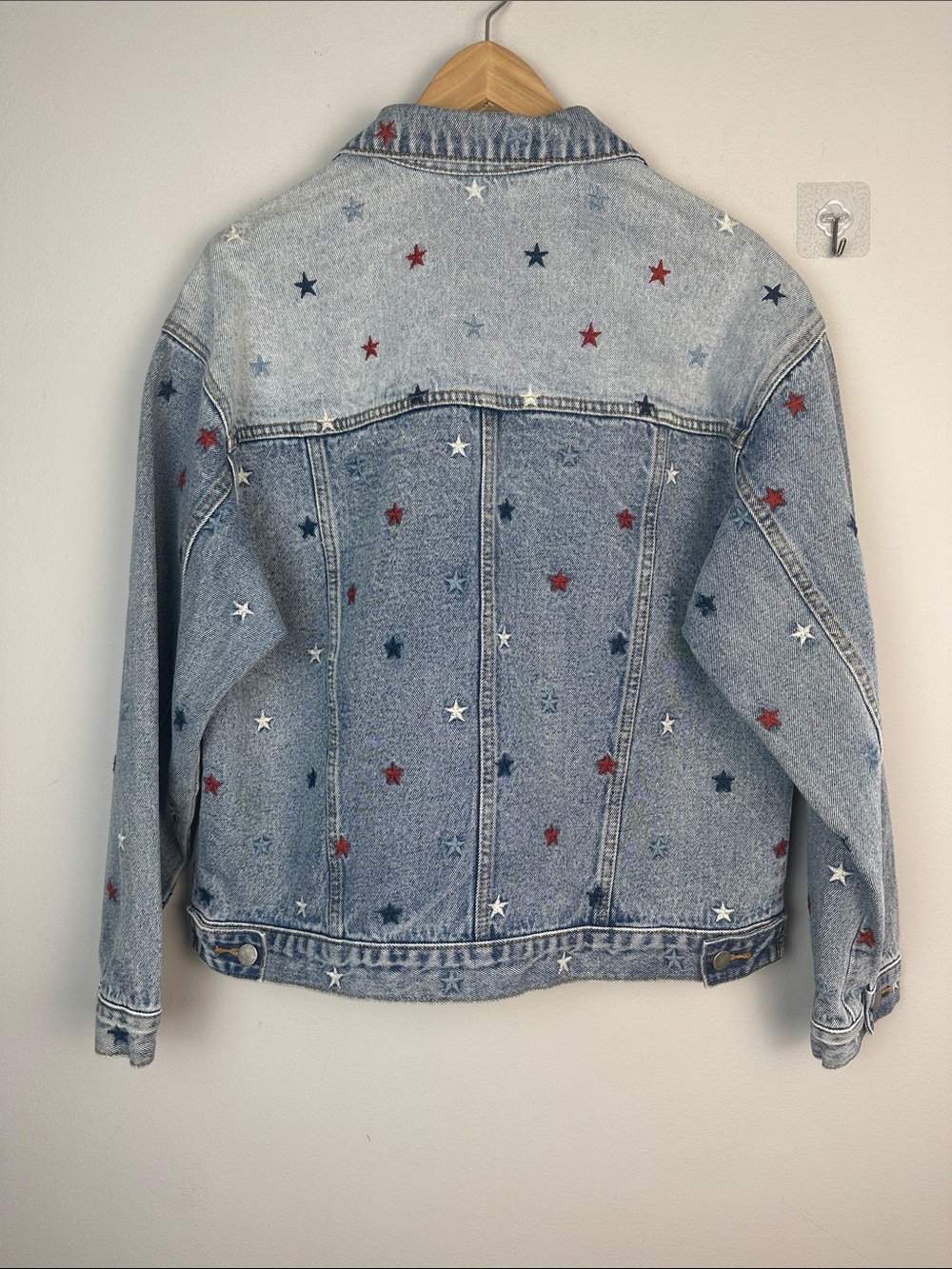 NEW DRIFTWOOD Starry Eyed Denim Blue Jean Jacket Embroidered Stars XL Cotton - Picture 9 of 16
